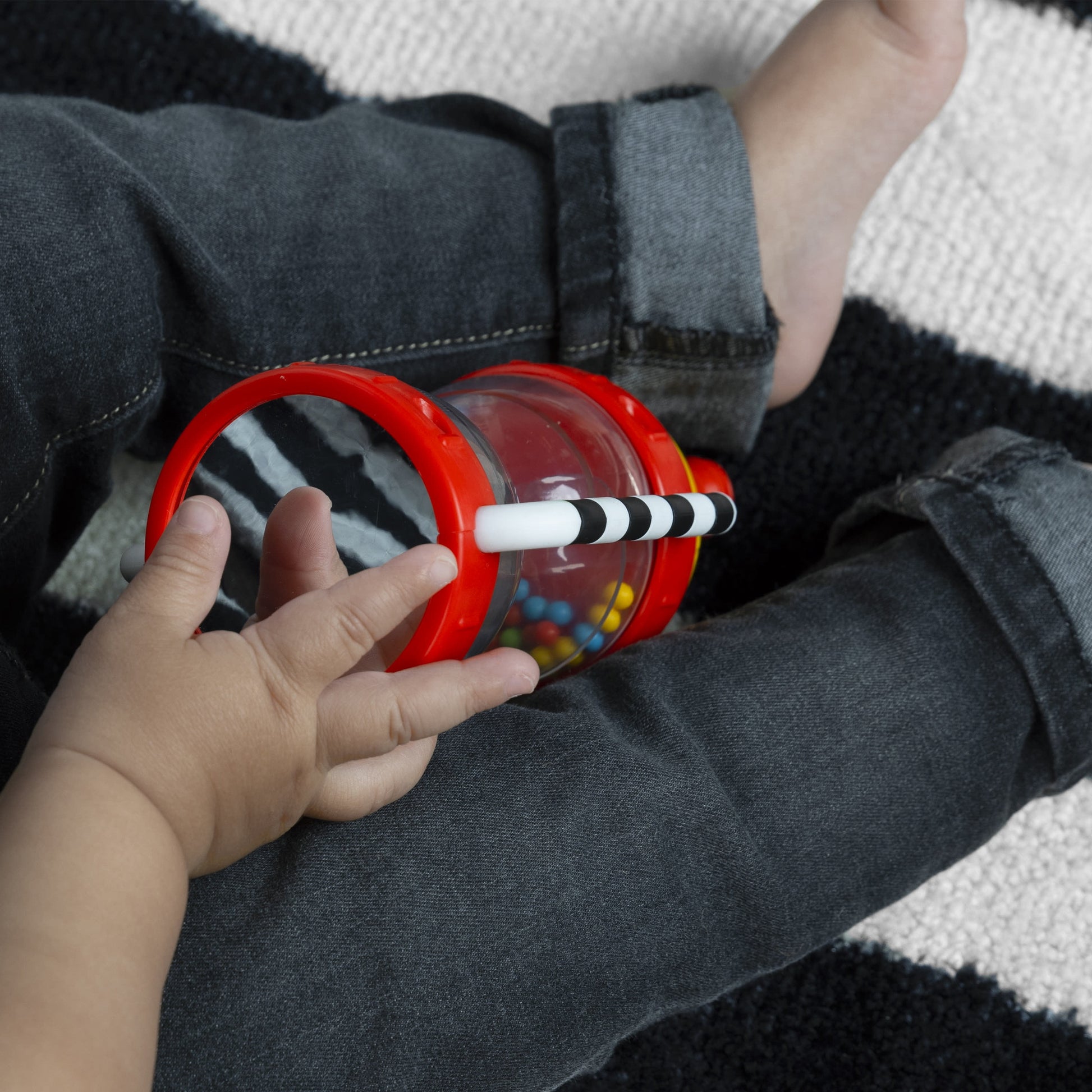 VERI CUTE Cal’S Sensory Shake-Up Activity Rattle, BPA Free, Ages 3+ Months